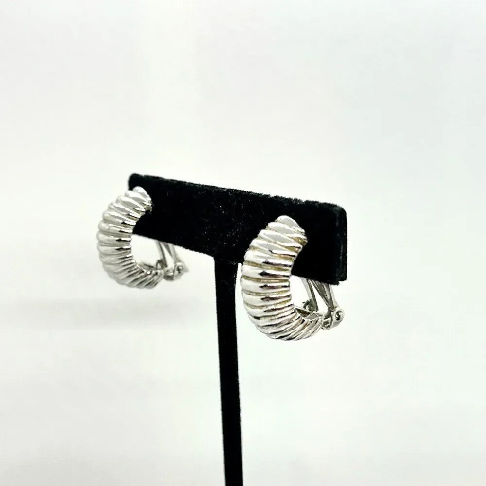 Vintage KENNETH JAY LANE Earrings KJL Silver Shrimp Hoop Ribbed Clip On_4